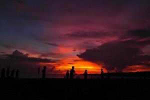 **continues game past sunset