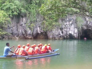 6-8 people in the boat 