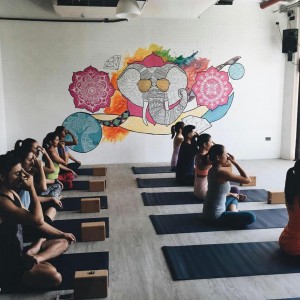 class1 life yoga burgos circle