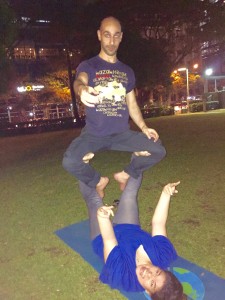 acro yoga